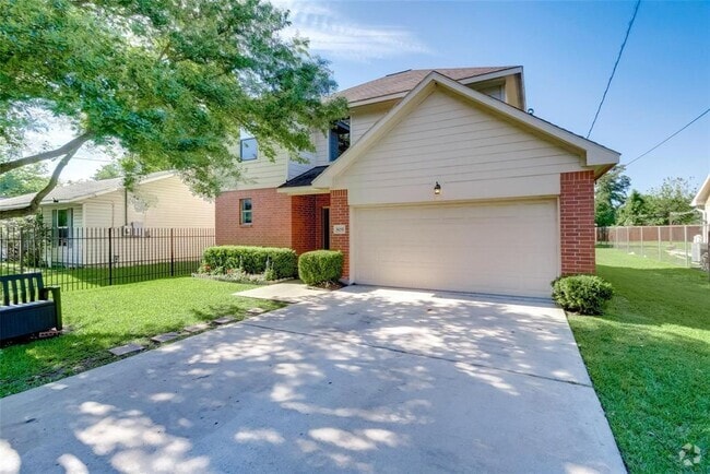 Building Photo - 8035 Dockal Rd Rental