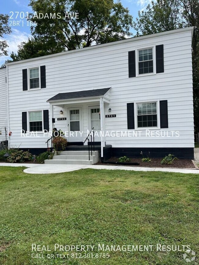 Building Photo - 2 Bedroom, 1 Bathroom Duplex, East Side Rental