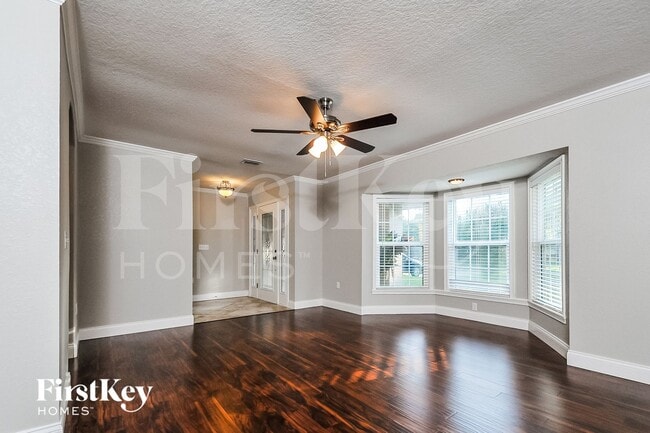 Photo - 4635 Dillwyn Dr