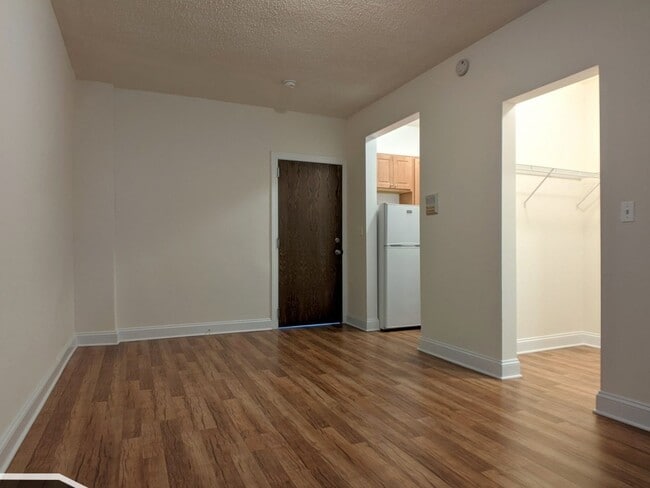 Photo - 1742 N Humboldt Blvd