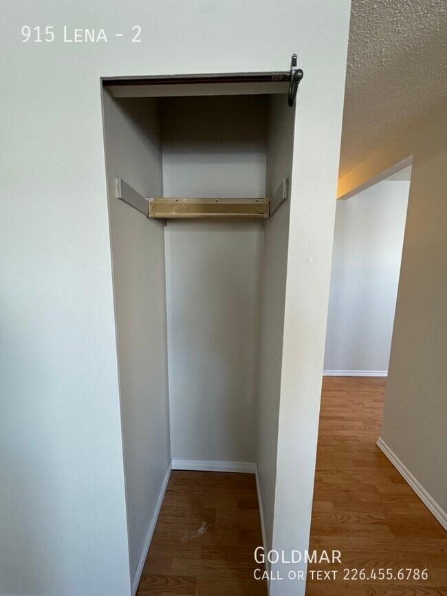 Photo - Large 2 bedroom unit near the University! Unit 2