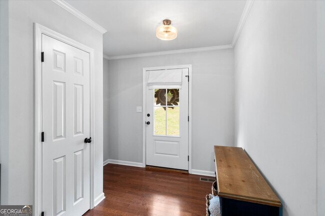 Photo - 325 Brookstone Dr
