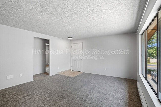 Photo - 2628 E Wellesley Ave Unidad 1