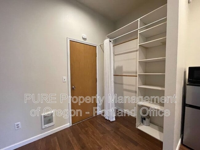 Photo - 5816 SW Huddleson St Unit 1