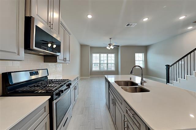 Building Photo - 4159 Wetstone Ln