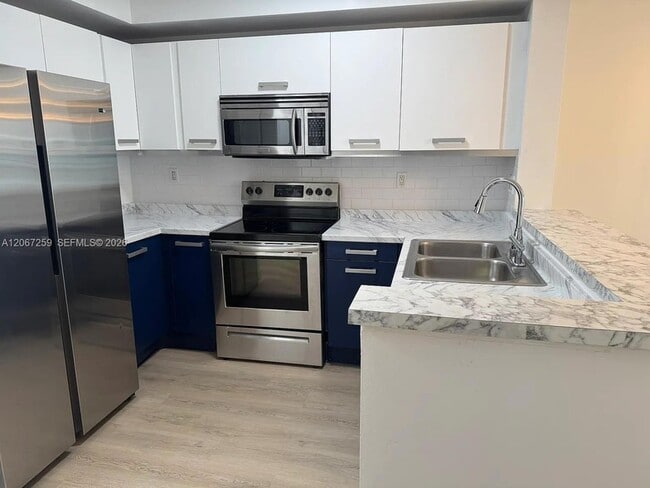 Photo - 471 NE 25th St Unit 504