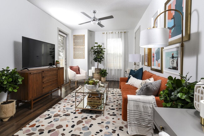 Austin Avenue apartments — community photo
