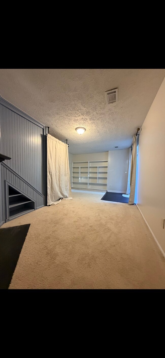 Larger Room - 3016 N Dale Ln