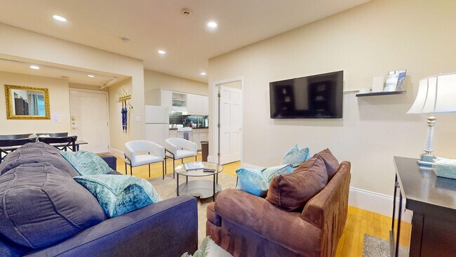 Photo - 290 Beacon St Apartment Unit ID1238117P