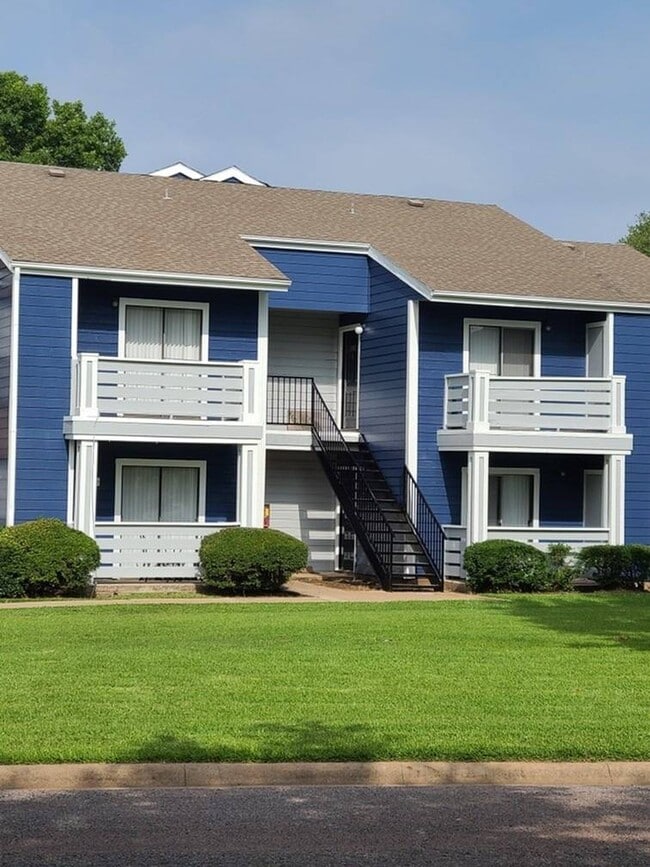 Post Oaks Apartments