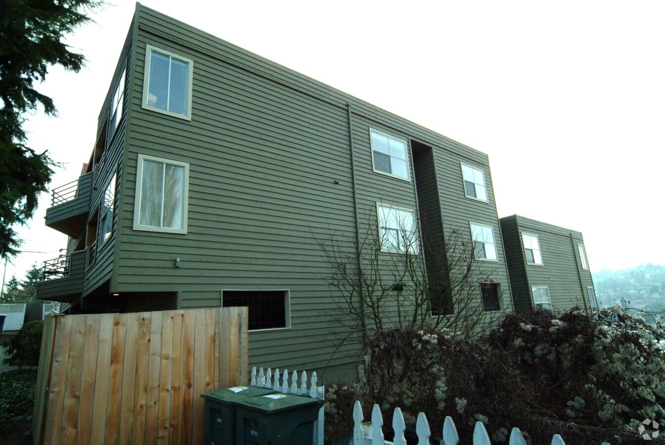 Photo - Belvedere Apts.   Queen Anne