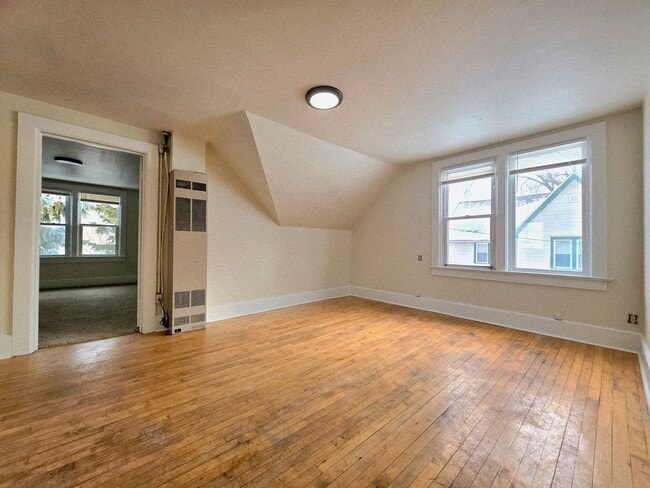 Photo - 1020-1022 Smith St Unit 1020 Upper