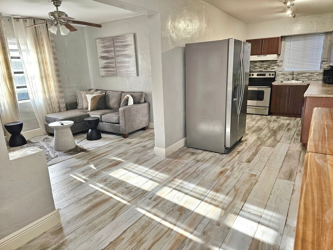 Photo - 6115 SW 38th St (Miramar, FL)