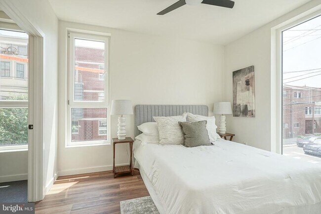 Photo - 1301 Bainbridge St Unit 314