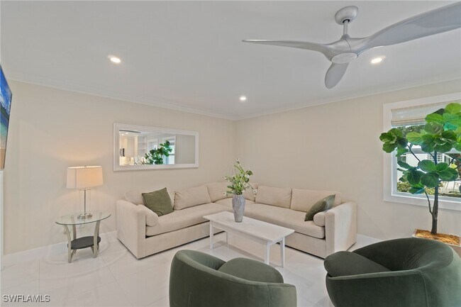 Photo - 603 12th Ave S