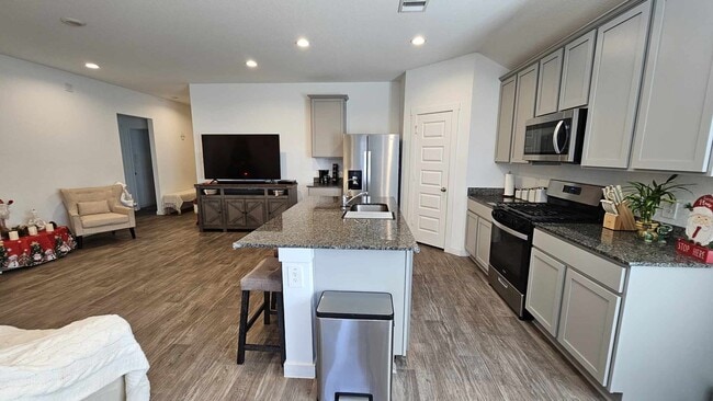 Photo - 31814 Whittis Hl Wy