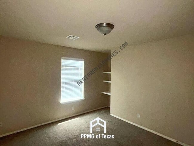 Photo - 14753 S Lakewood Ave