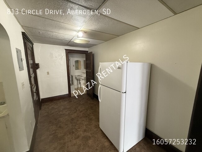 Building Photo - 19 7th Ave SE Unit 107