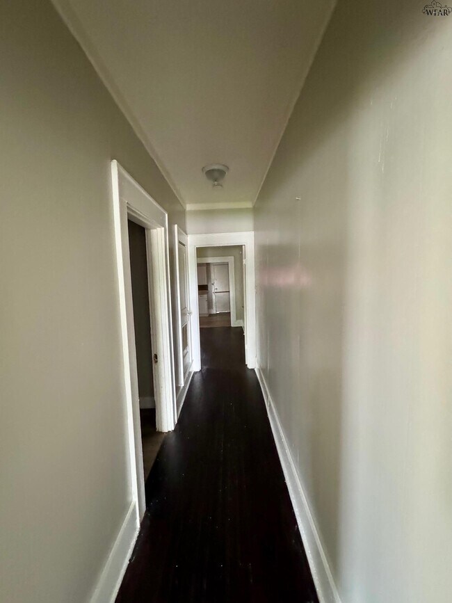Photo - 1512 Kemp Blvd