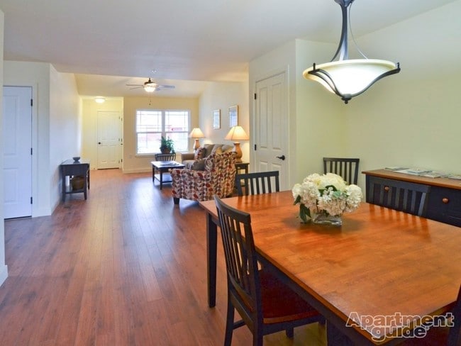 Photo - The Spinney at Van Dyke