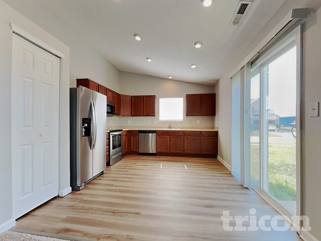 Photo - 4822 Penoyer Ln