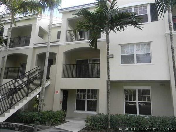 Building Photo - 5880 W Sample Rd Unit 102
