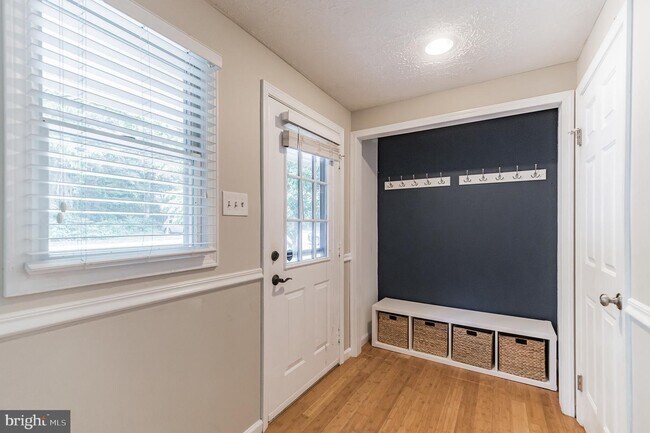 Photo - 1518 Poplar Grove Dr