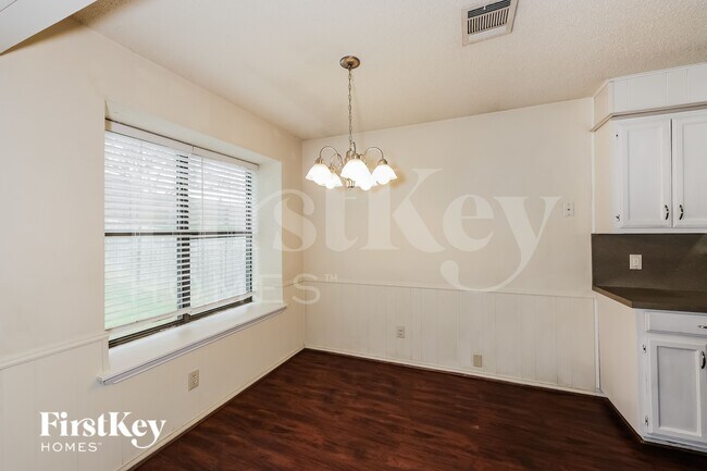 Photo - 6525 Constitution Dr