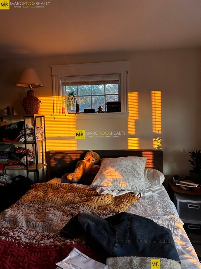 Photo - 21 Sartwell Ave Unit 3