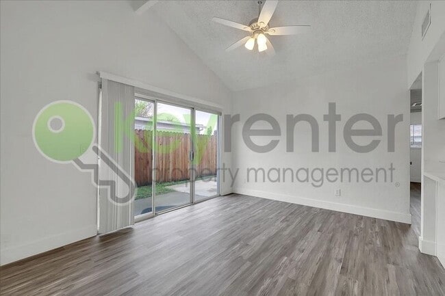 Photo - 7331 Florinda Way