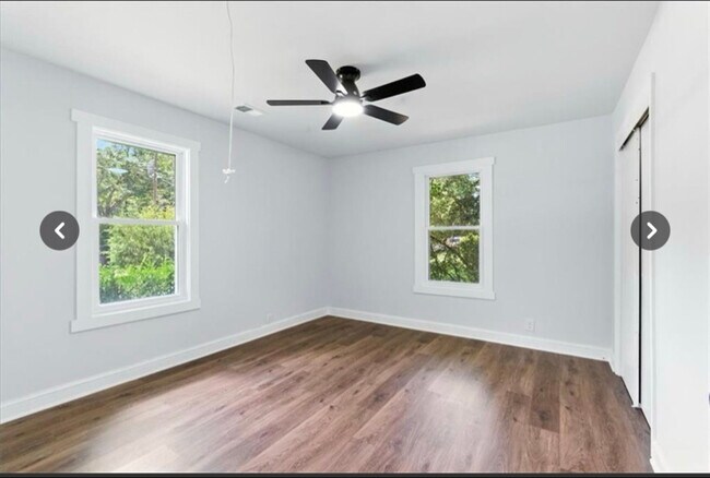 Photo - 4274 Pineview Dr