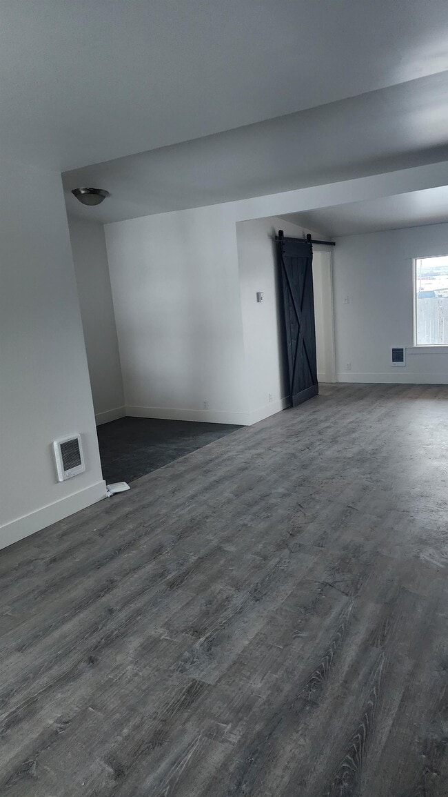 Photo - 6200 Smithson Rd