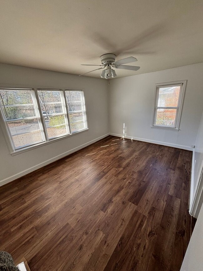 Photo - 3 Bedroom 2 Bath located in Brookhaven off Hargrove Road