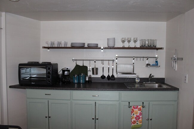 Photo - 627 S Jefferson St Unit Upper