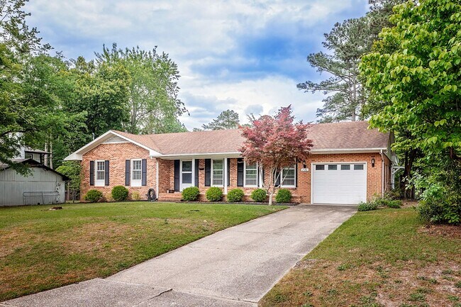 Photo - 3 Bedroom 2 Bath Home Available