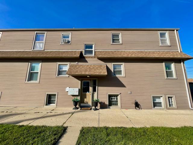 1 bedroom in SCHILLER PARK IL 60176 - 1 bedroom in SCHILLER PARK IL 60176 Condo Unit 6