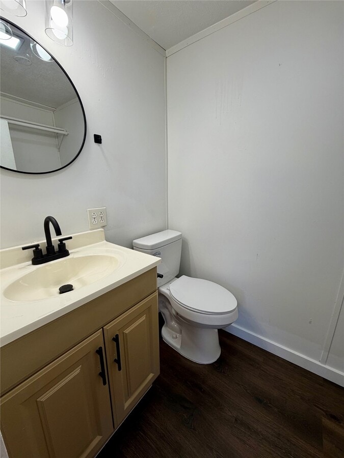 Photo - 100 Shady Oaks Ln