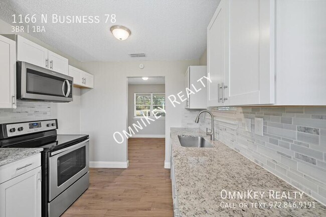 Photo - 1166 N Texas 78 Business