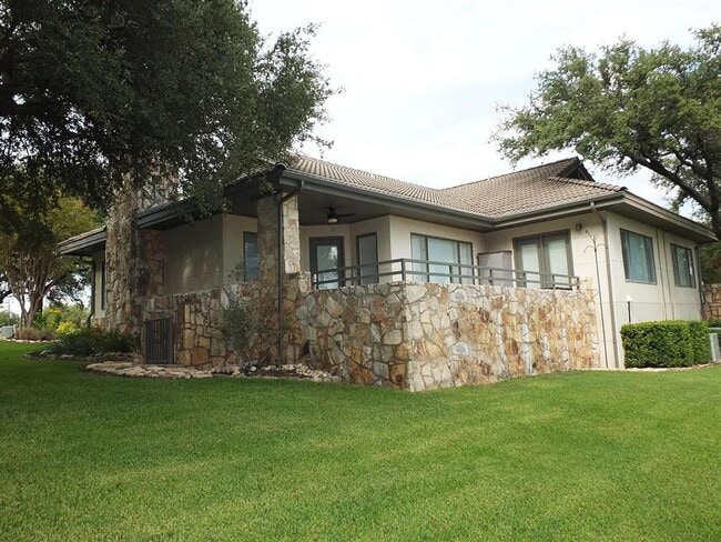 Photo - 1713 Clubhouse Hill Dr