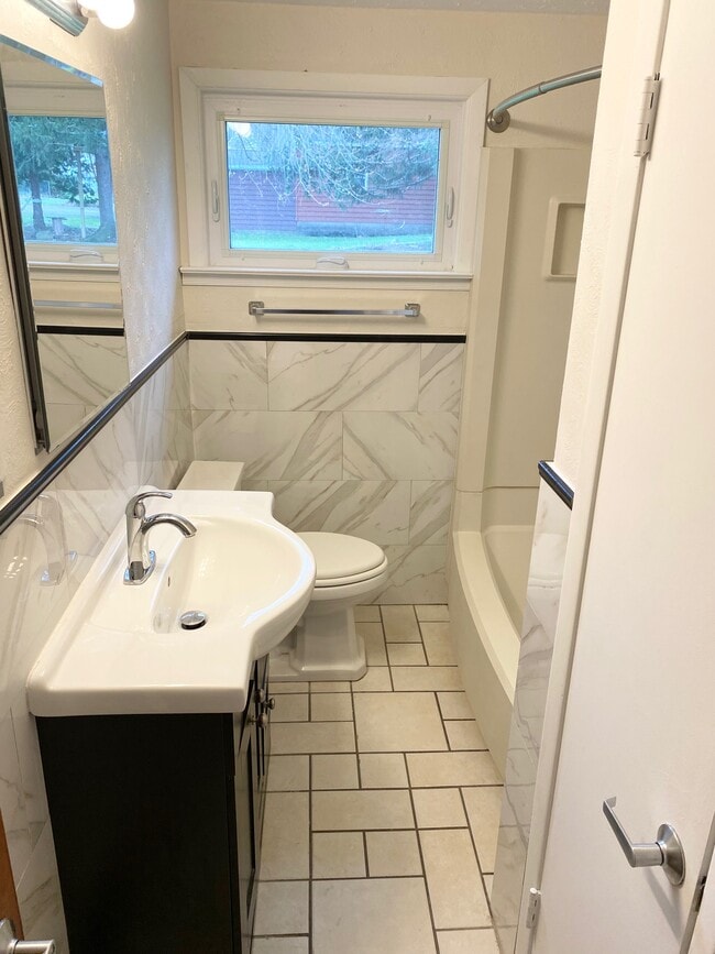 Photo - 4675 Tulane Ave