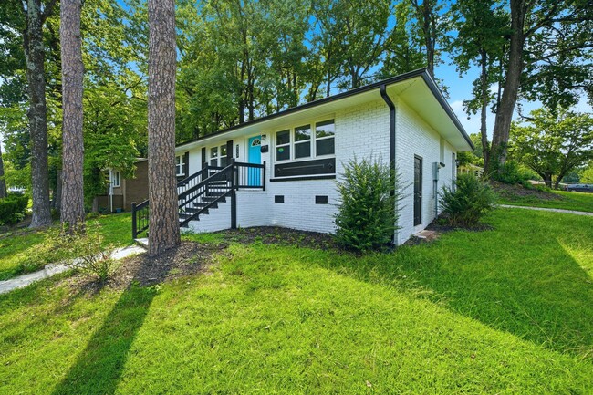 553 Derrydowne Dr