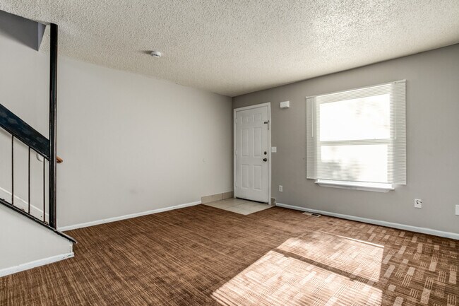 Photo - 2420 Delavan Ave