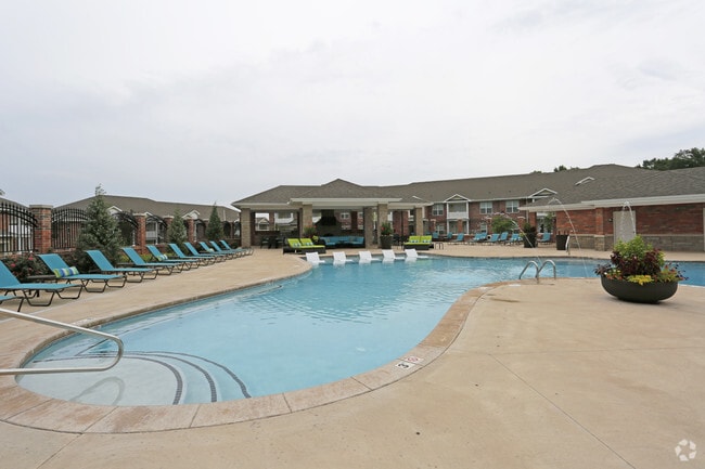 Kelly Reserve Apartments