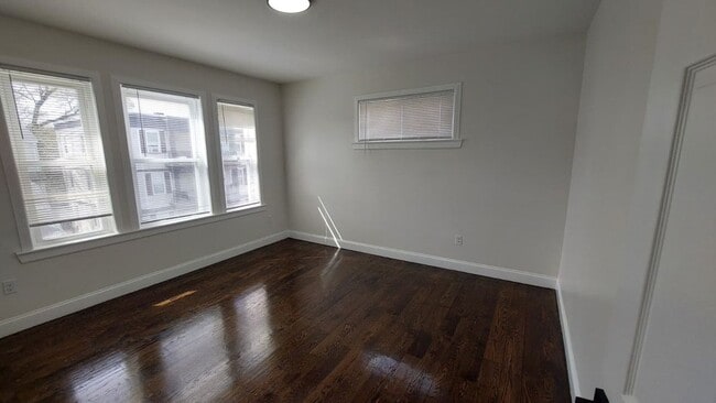Photo - 69 Mora St