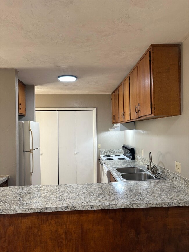 Photo - 2691 North Point Ct