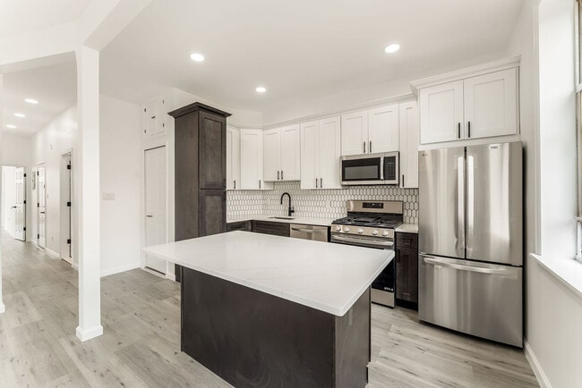 Building Photo - 393 Baldwin Ave Unit 2F Rental