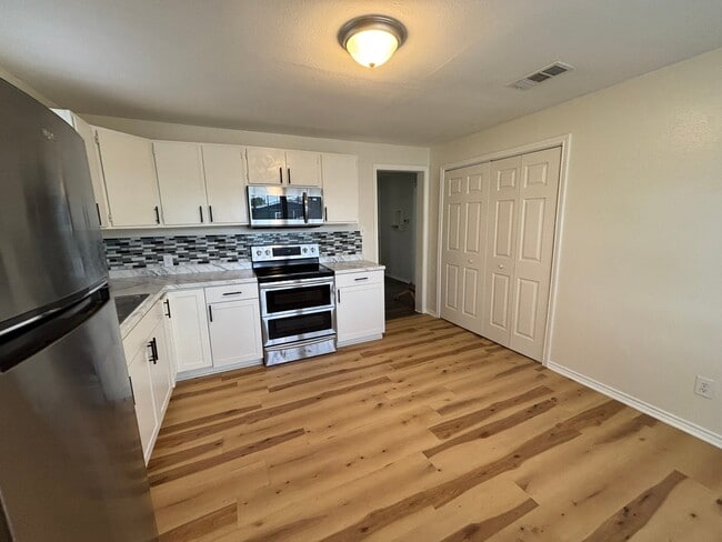 Photo - 1001 S 29th St