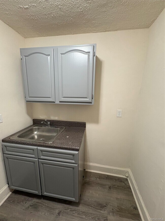 Photo - 30 Locust Hill Ave Unit 3K