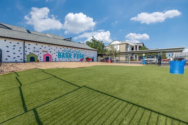 Photo - Madison at Westinghouse