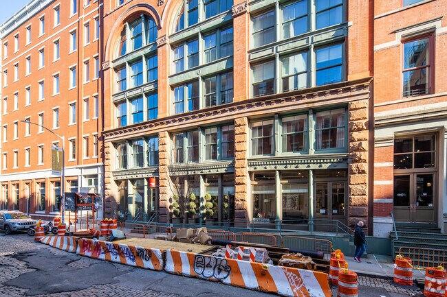 Photo - 42-50 Wooster St